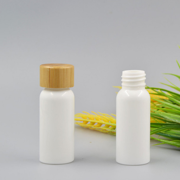 30 ml PLA biodegradable sprayer bottle with bamboo collar